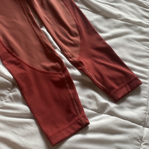 Lululemon wunder train leggings size 6 - Picture 4 of 6